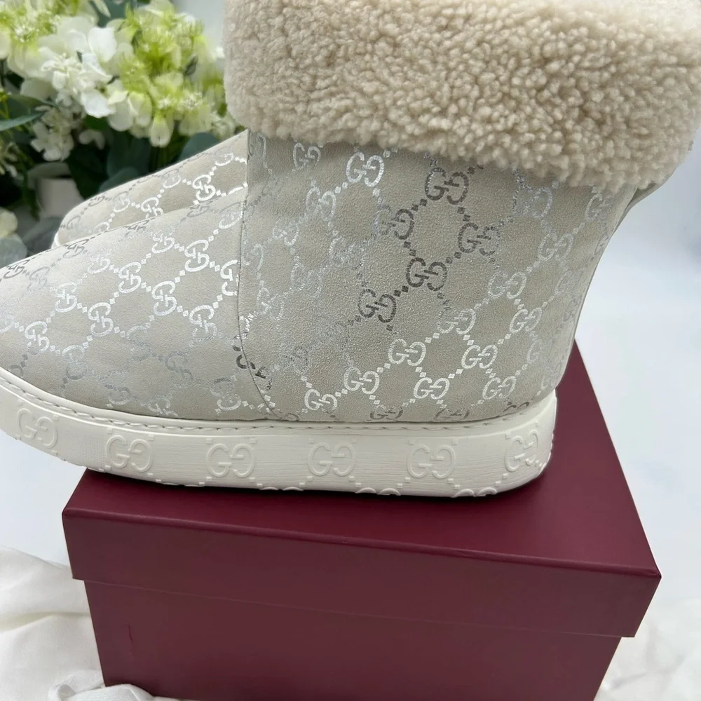 Gucci women's boots with Marino wool lining size 39 made in Italy
